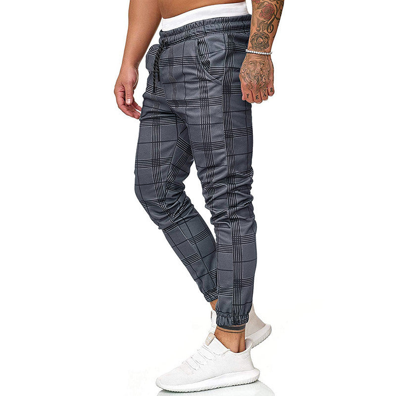 Fashionable men's elasticated waist trousers